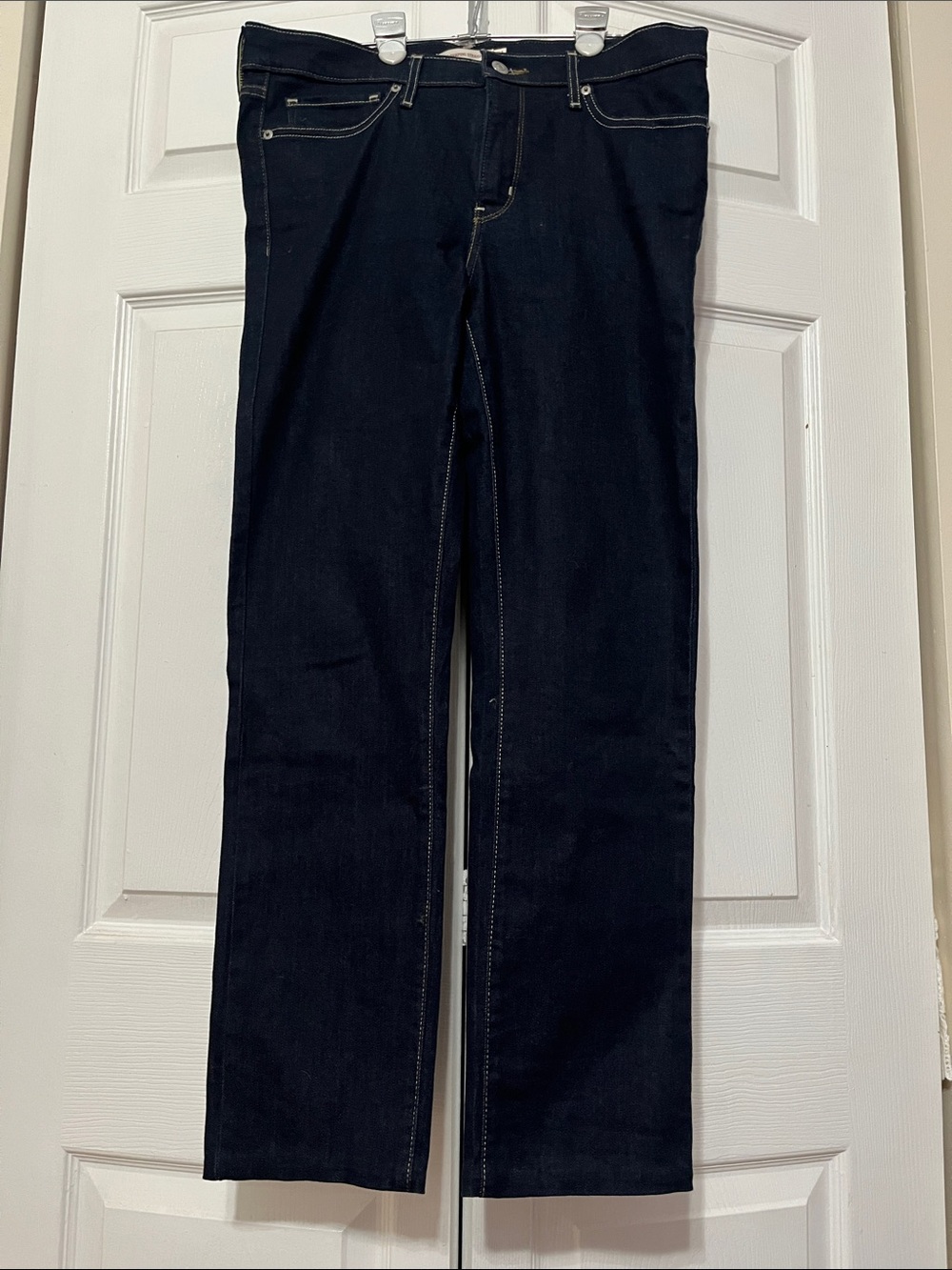 Levi's Women's Straight-Leg Jeans in Dark Indigo